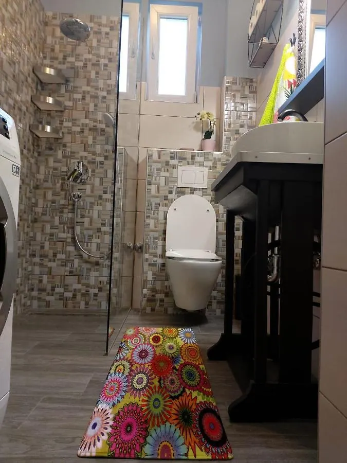 노비그래드달마샤 Apartman More 아파트 크로아티아